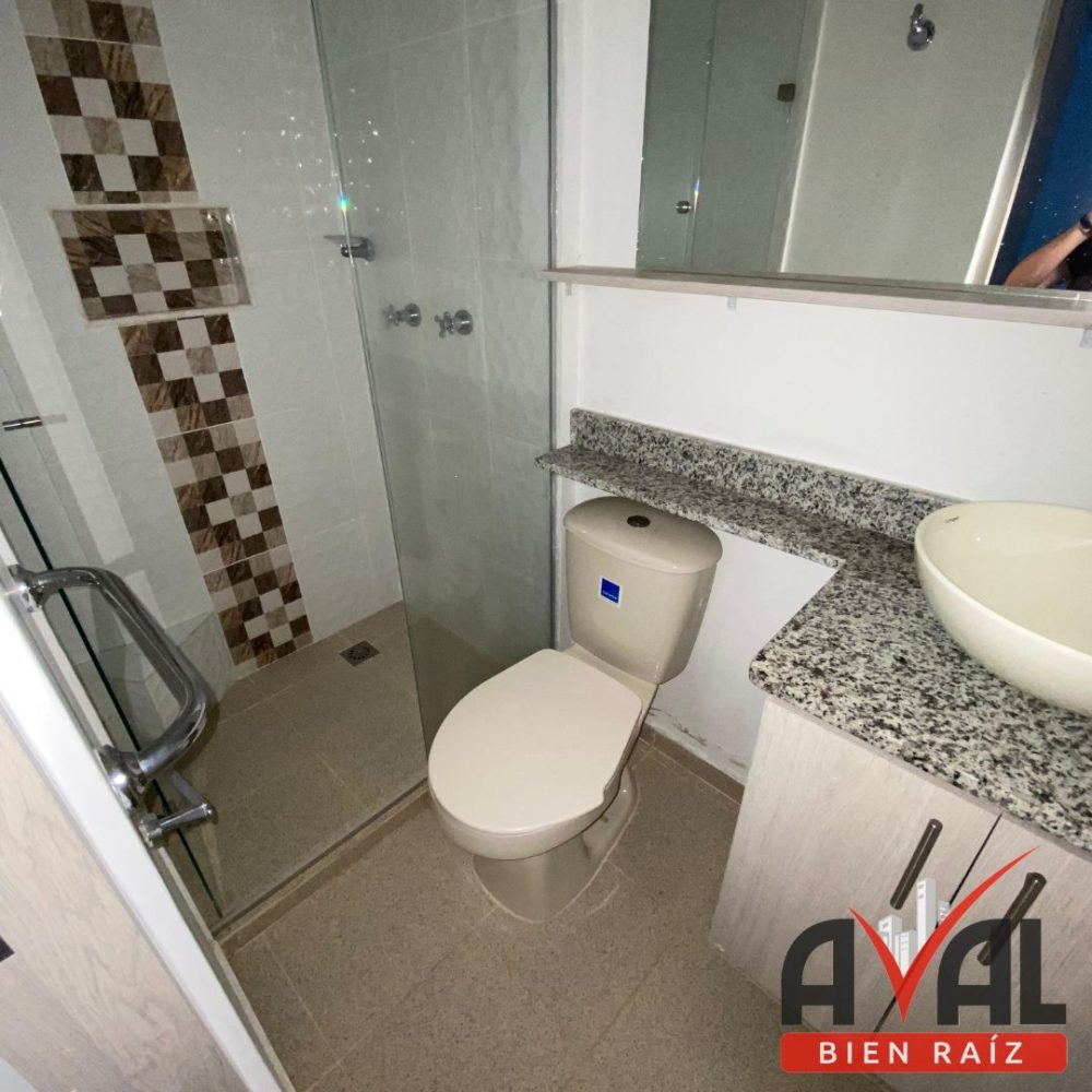 d76bdc06-b633-42bc-afd9-8d594287d53a