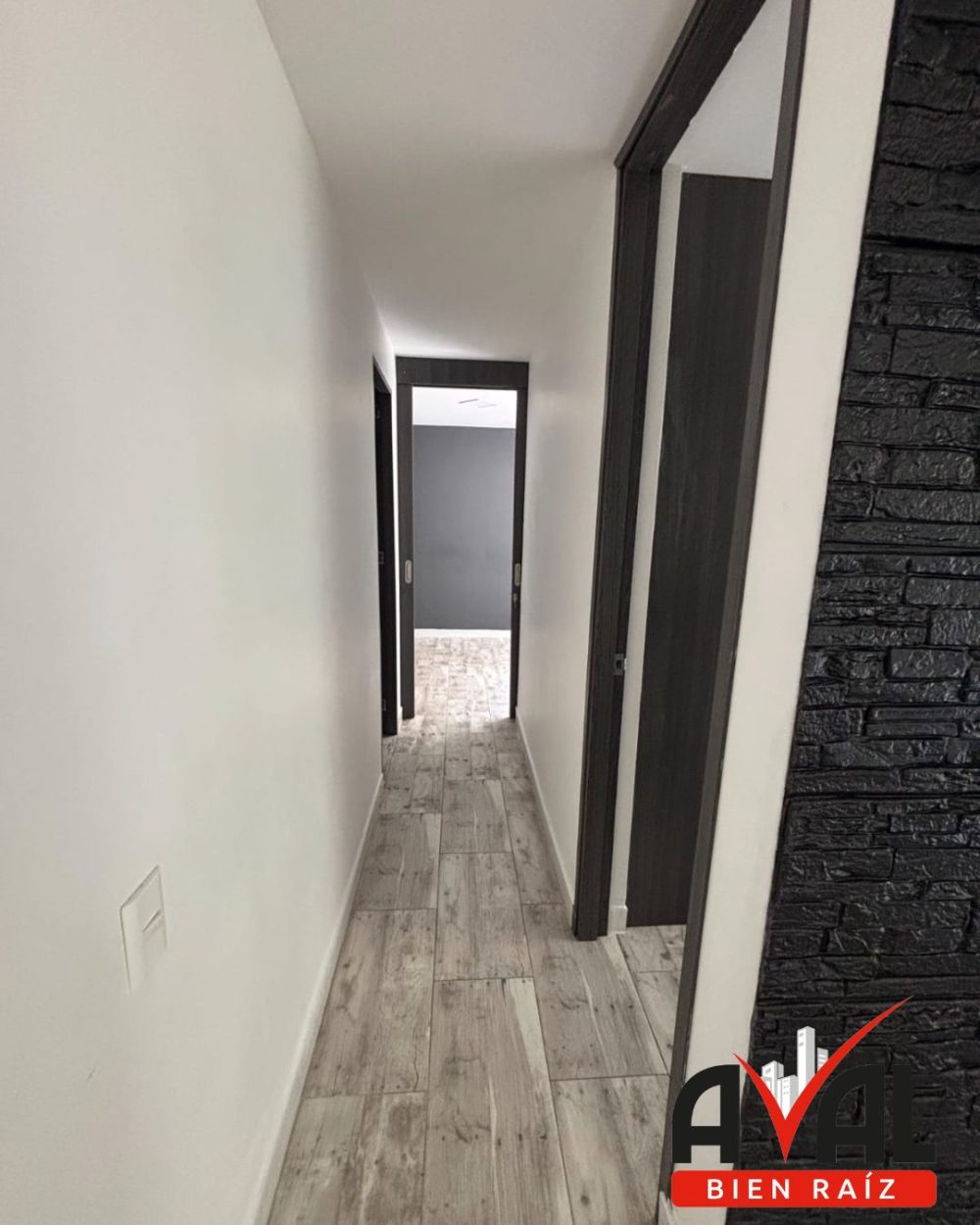 163f13bb-50c3-4c4a-a5c3-1d7687990216