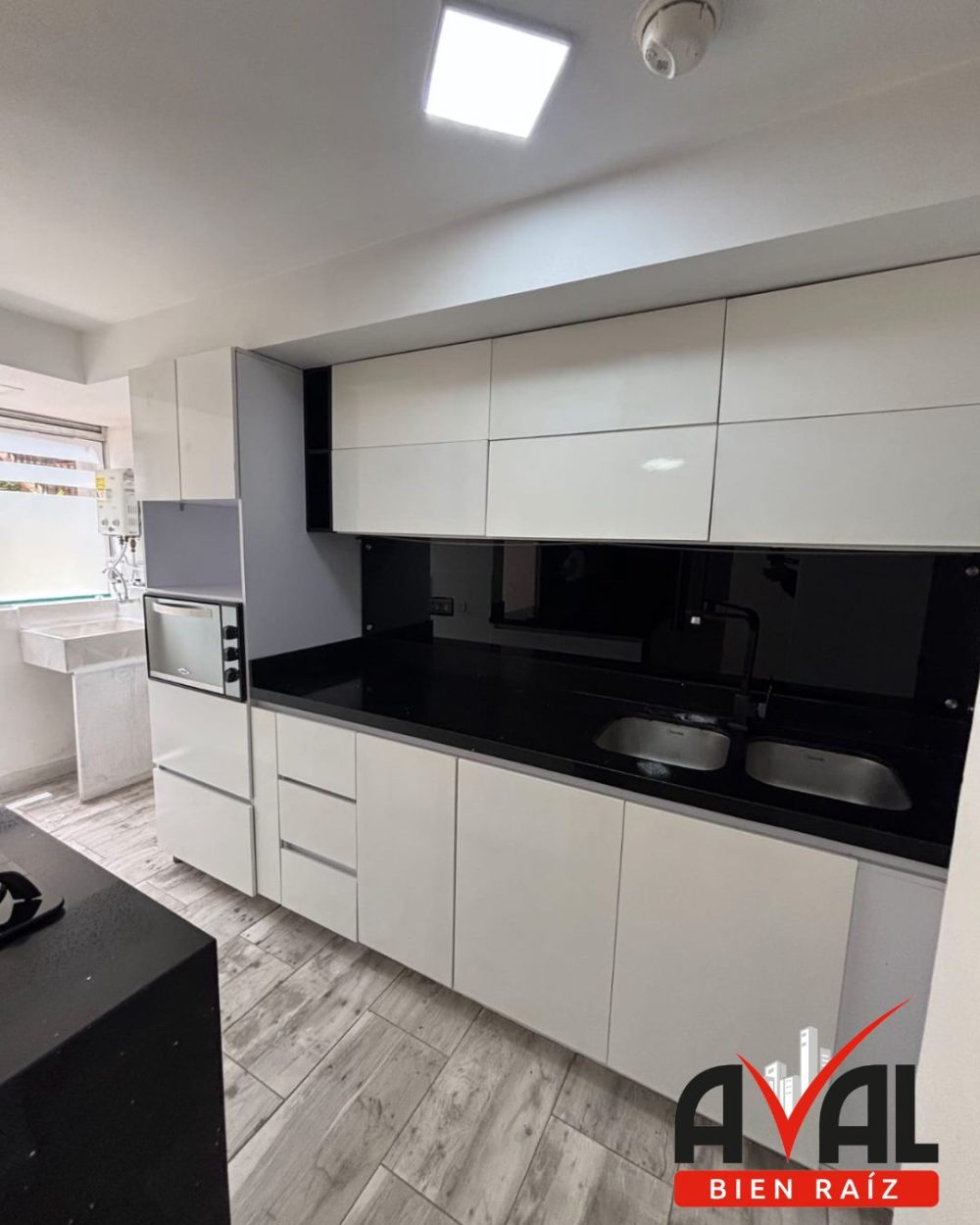 867baf0b-c194-45ba-bfce-07997ae0e25f