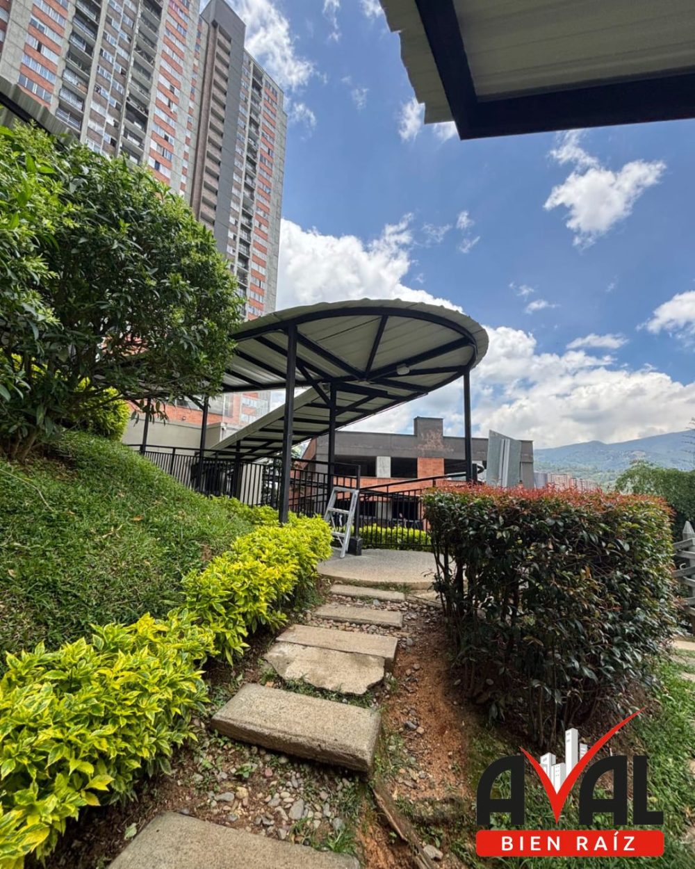 d03adf44-6163-4489-96c4-11a05431fe24