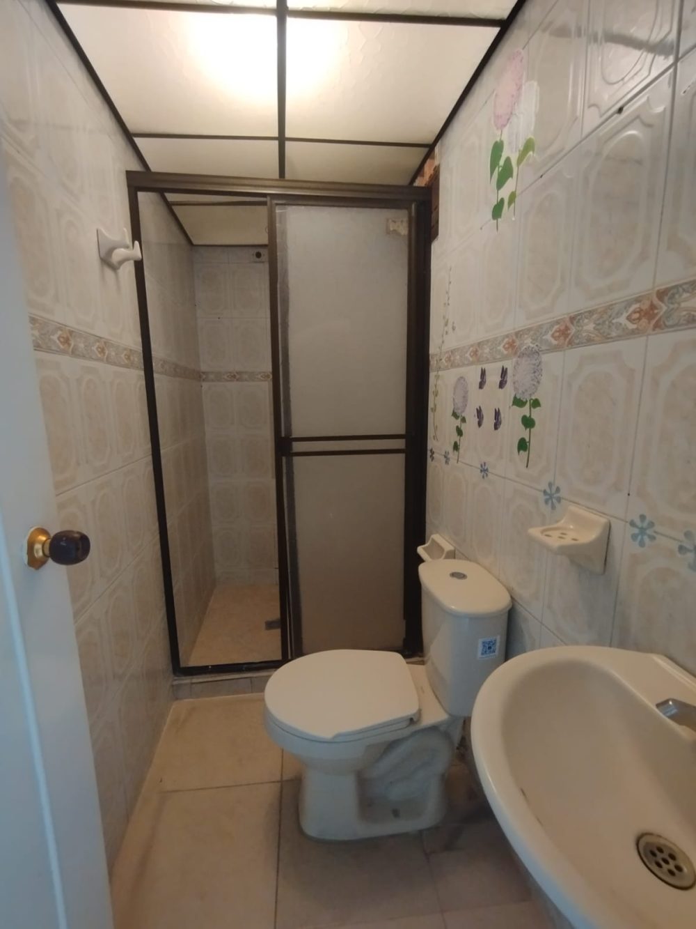 bf4c7850-8337-4403-a653-e983b14a3e46